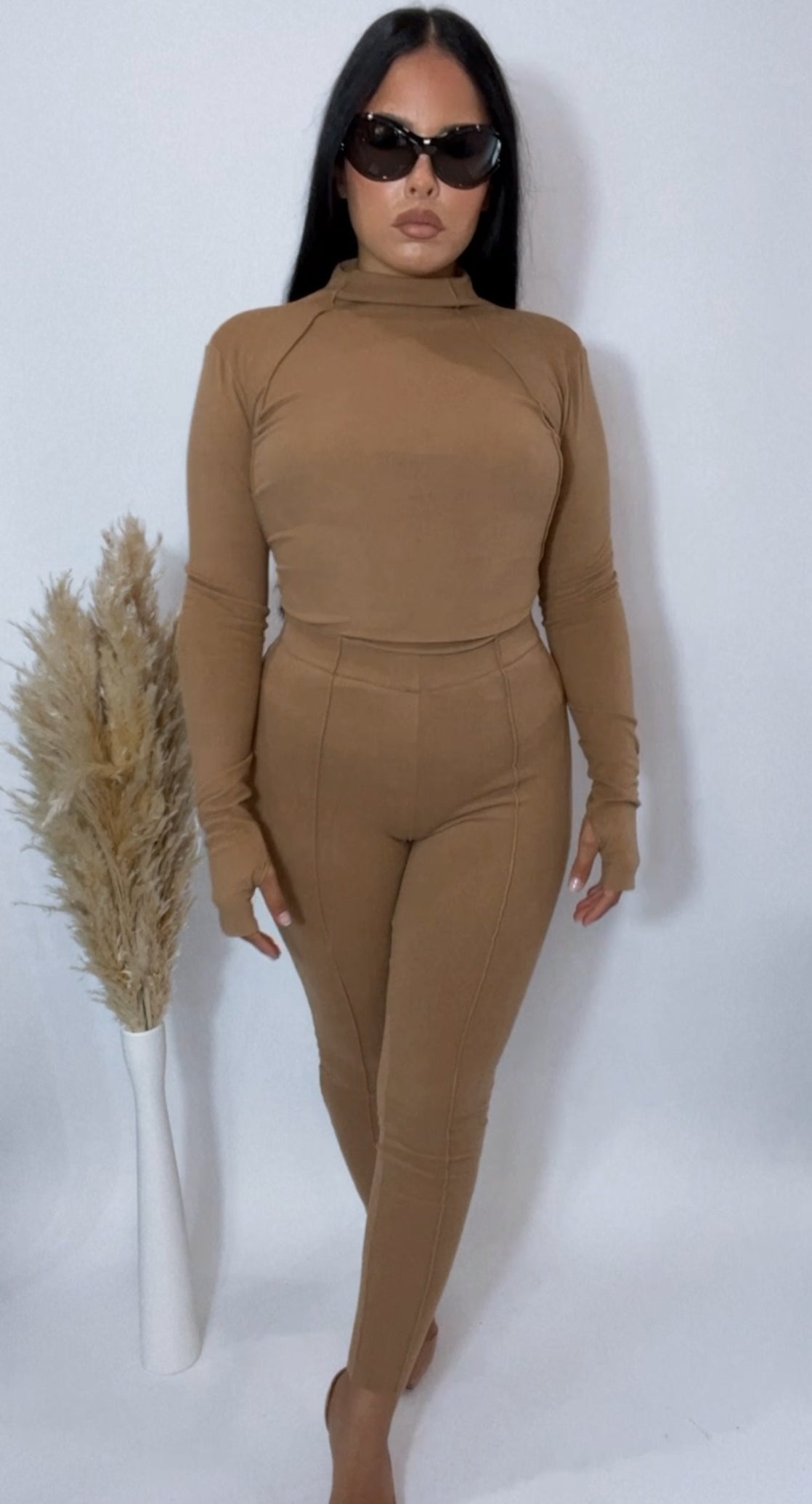 BBTM ULTRA-SOFT TURTLENECK TOP tanned khaki