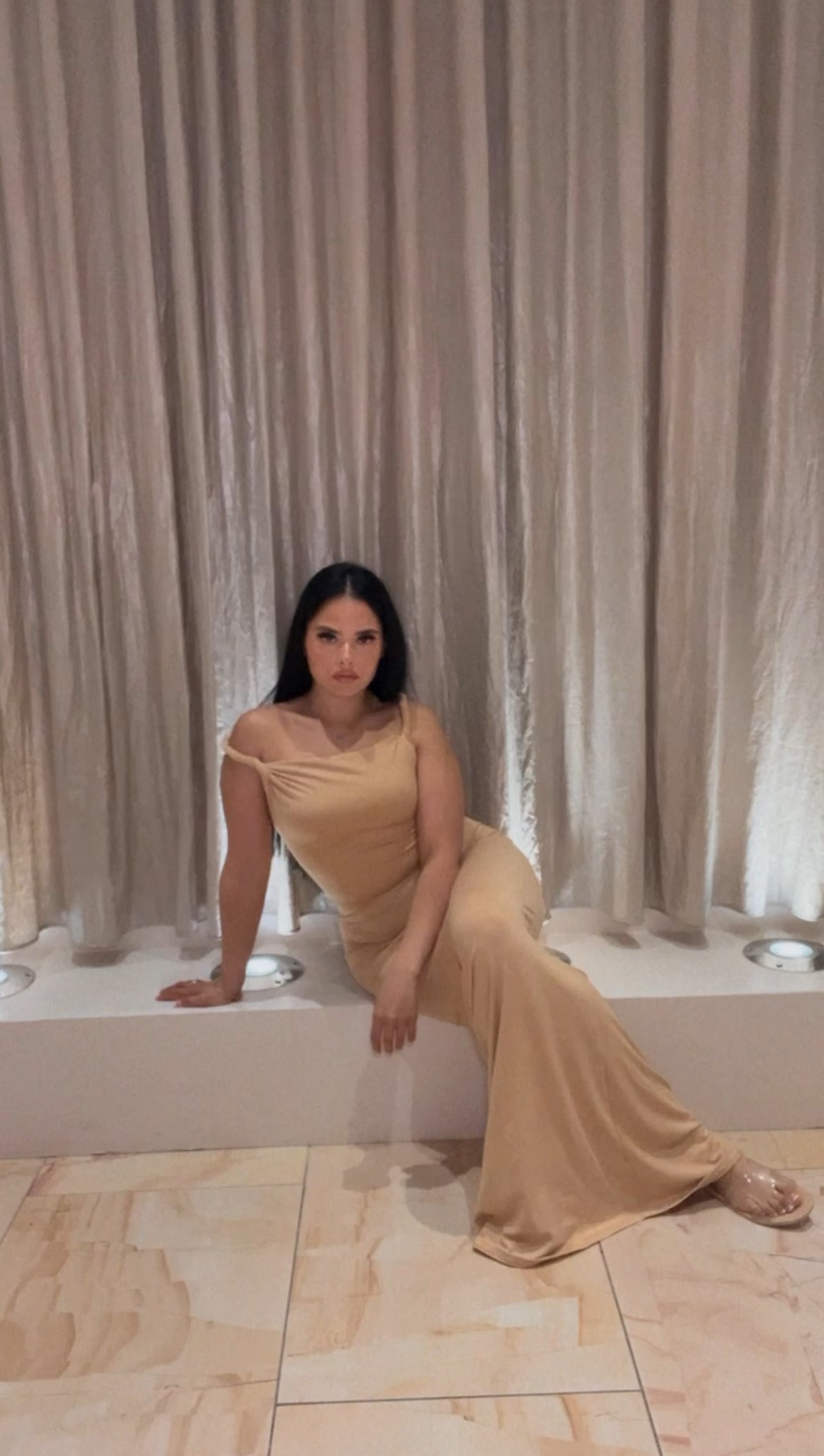 BBTM GODDESS LOUNGE LONG TAUPE/CREAM Maxi dress