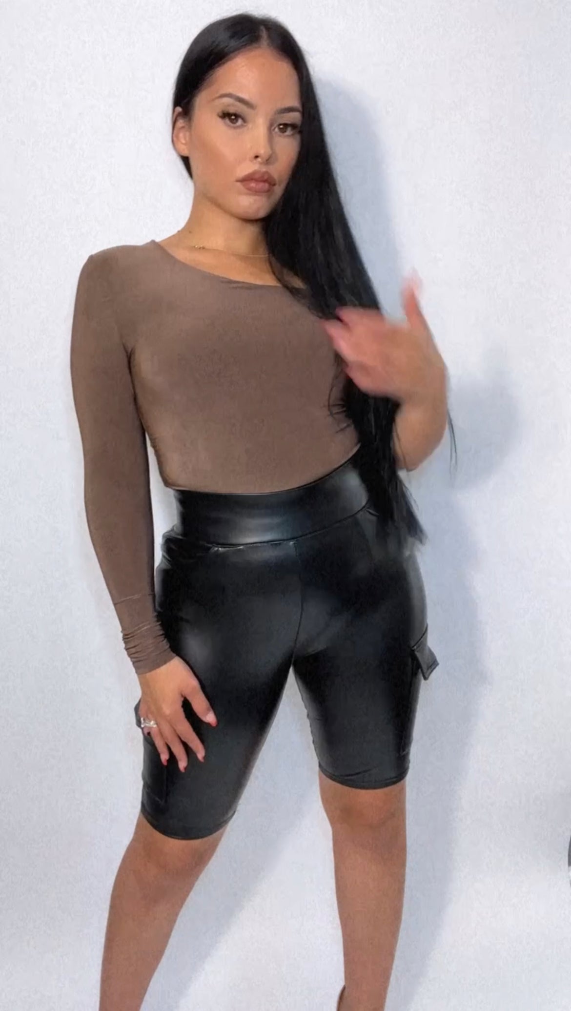 THE 6 pocket black biker shorts