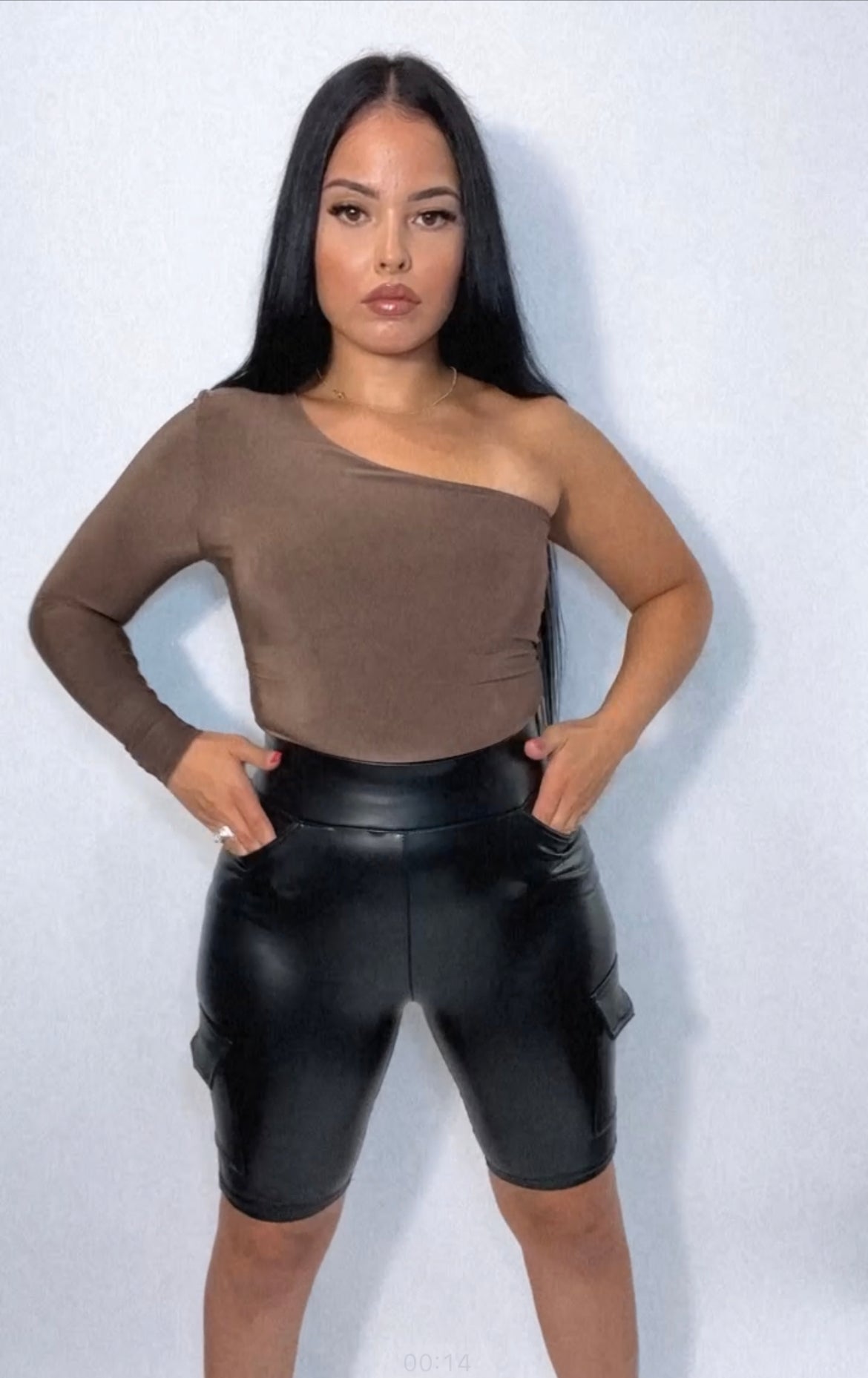 THE 6 pocket black biker shorts