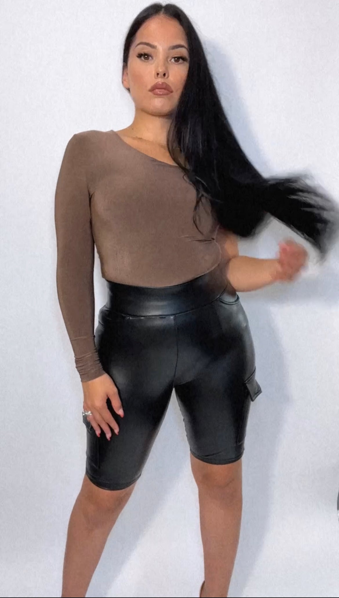 THE 6 pocket black biker shorts
