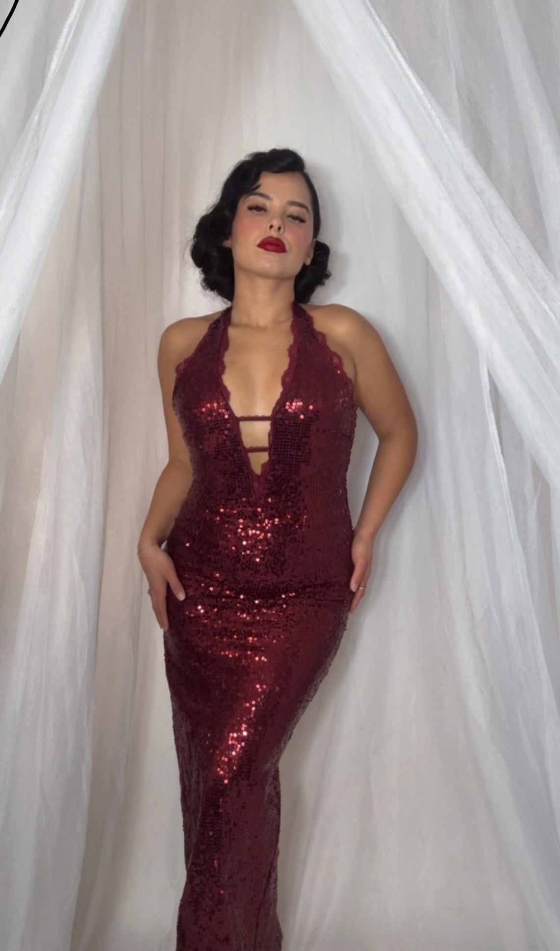 BBTM HOLIDAY red sequin lace dress