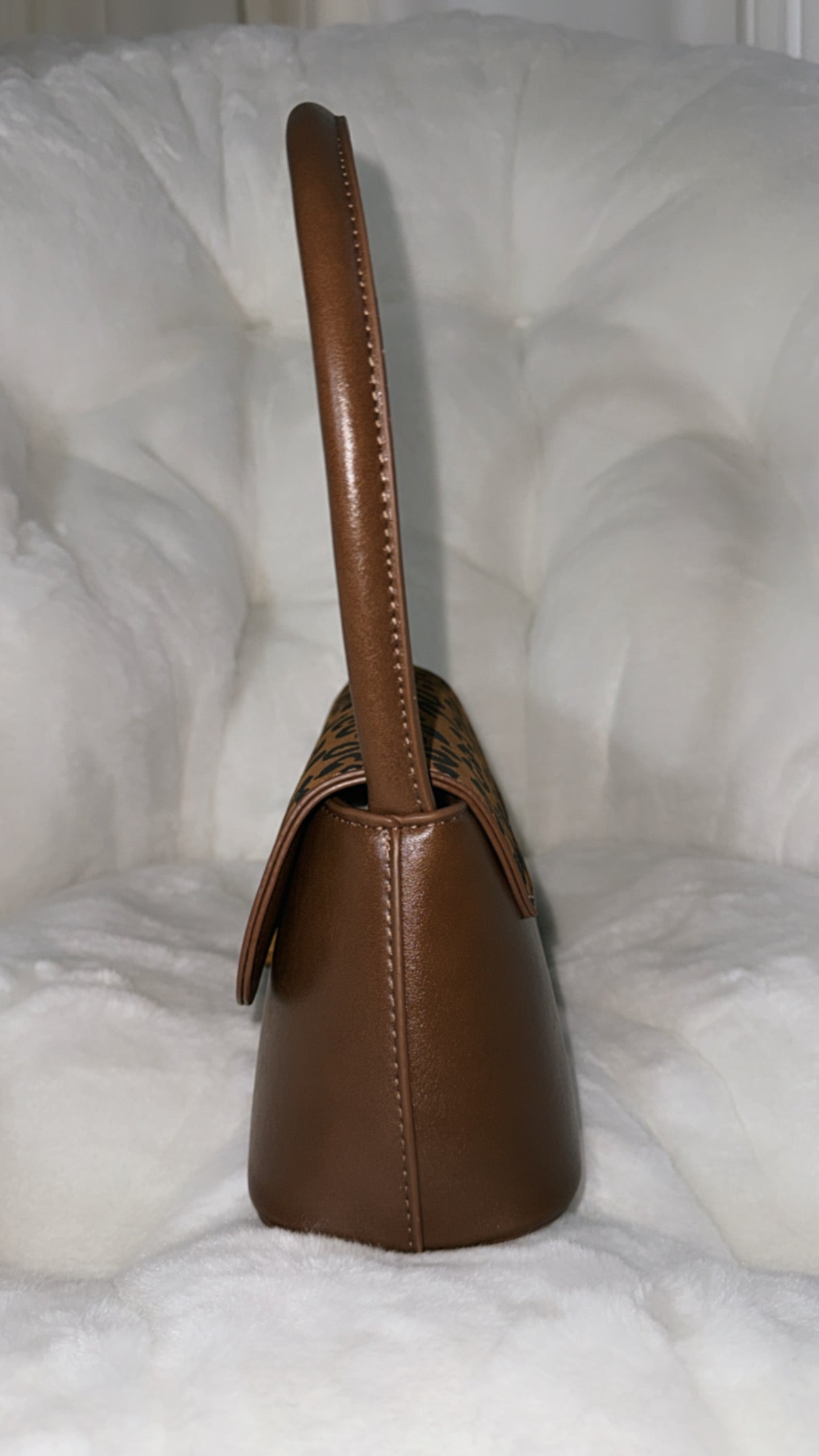 The Ashley light brown leopard shoulder bag