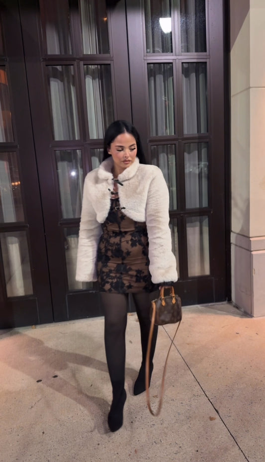 BBTM CREAM CROPPED COAT BLACK BELTS FAUX FUR