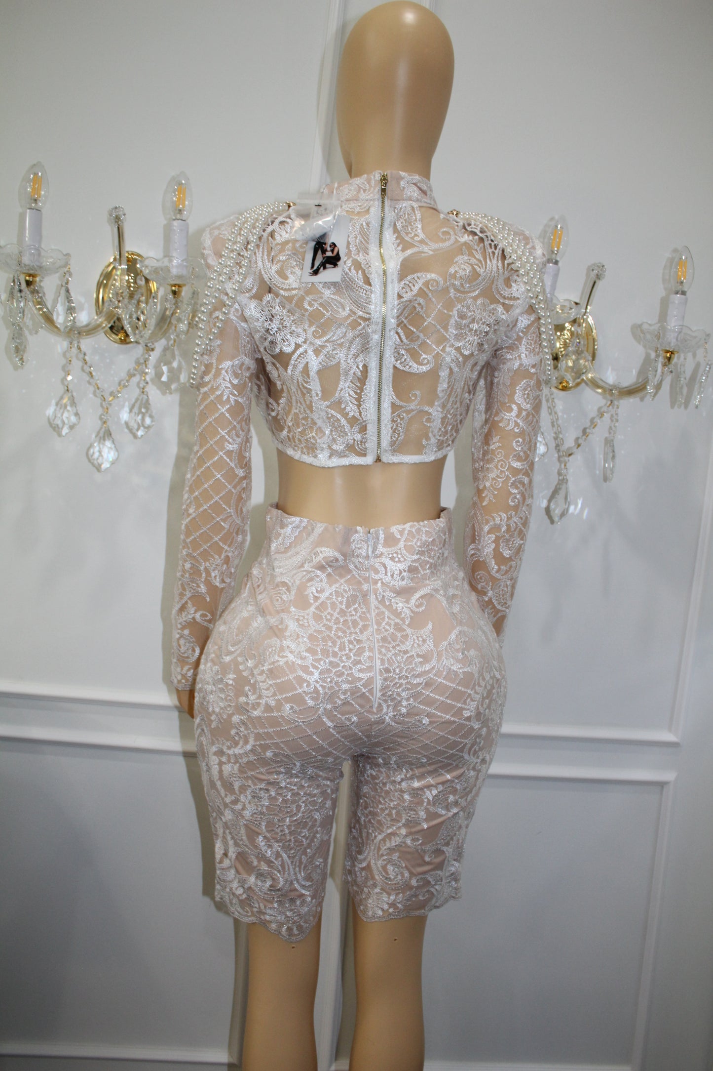 BBTM royal white/lace high waisted capri shorts