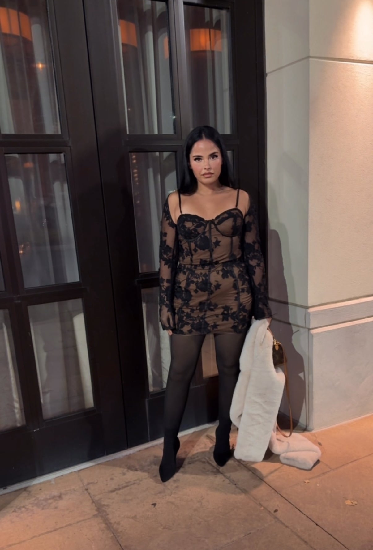 BBTM LACE SMOKED BLACK/NUDE arm shrug set