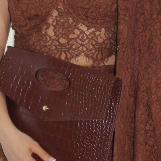 BBTM PU Ariana croc. Envelope date night clutch brown