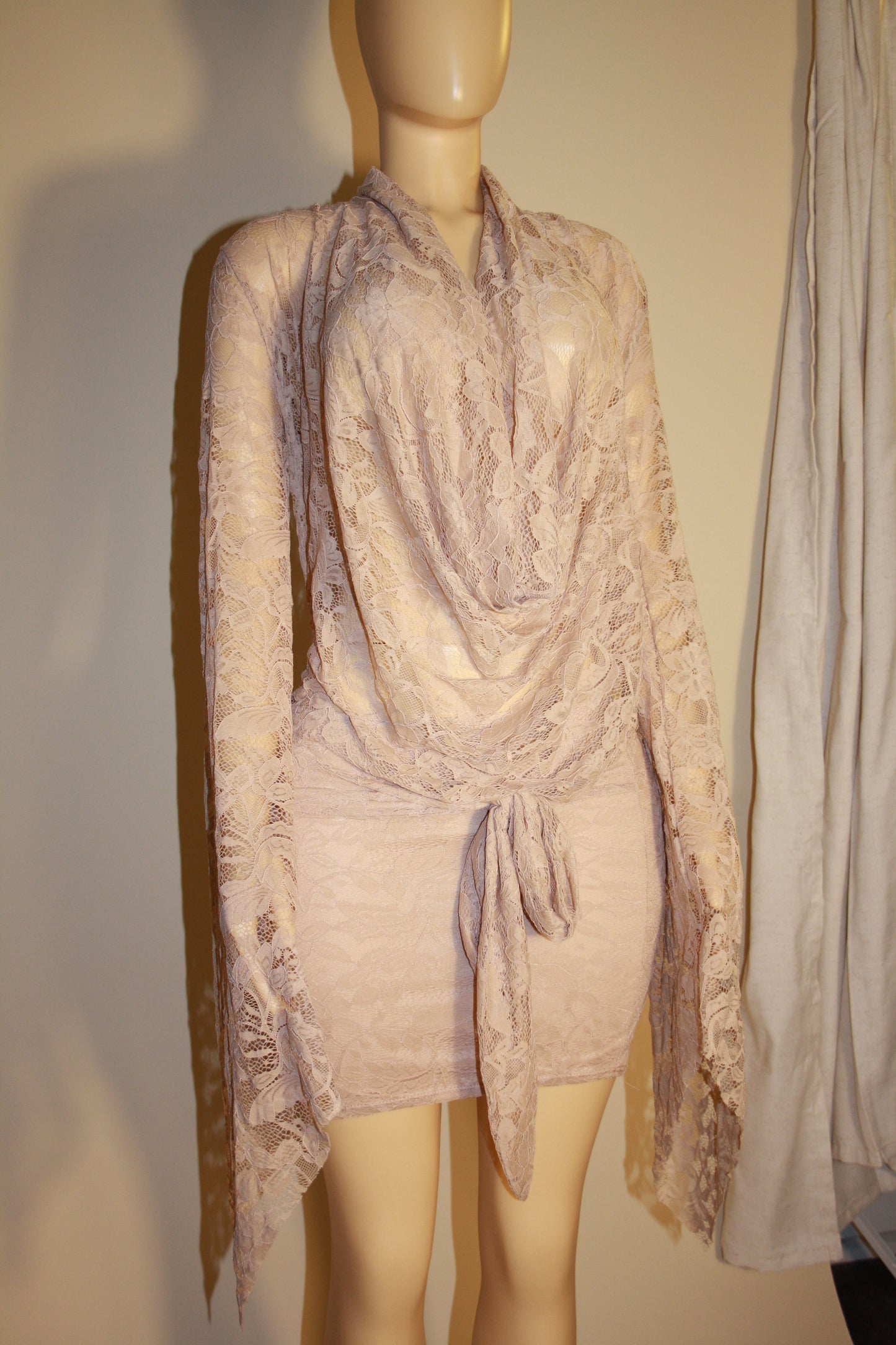BBTM NUDE LACE TIE/drape DRESS