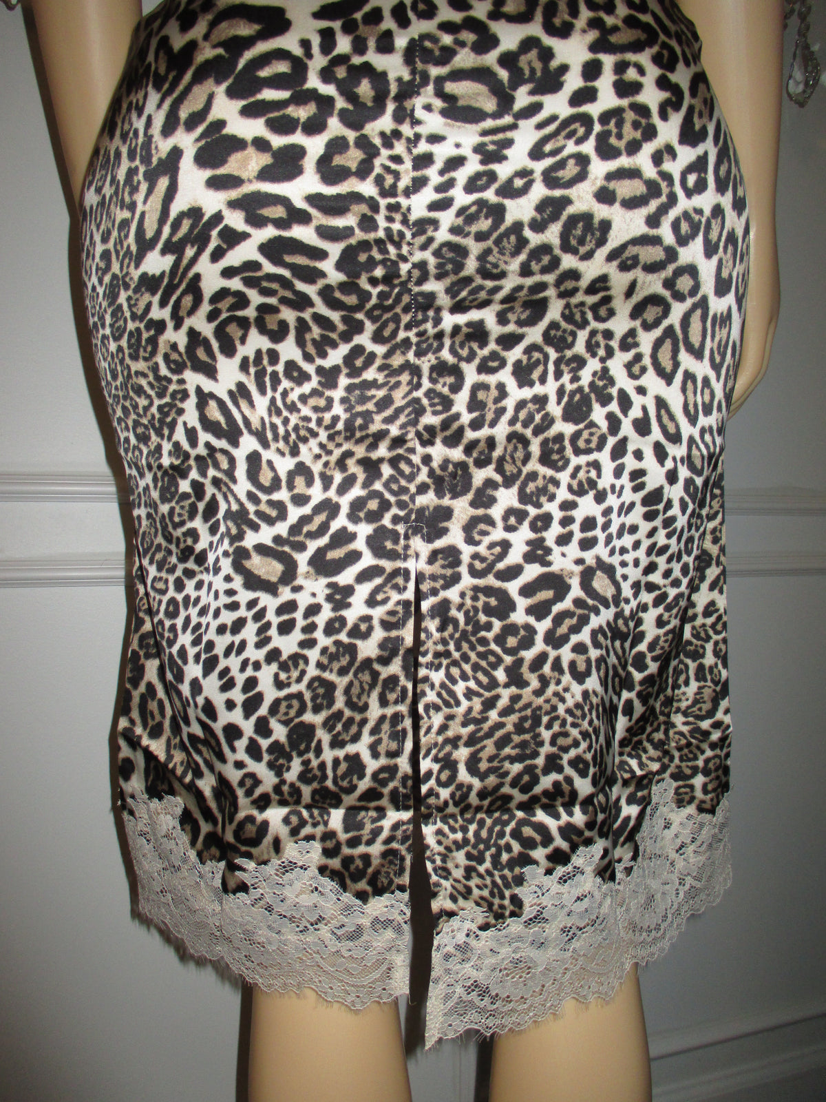 BBTM leopard lace satin skirt