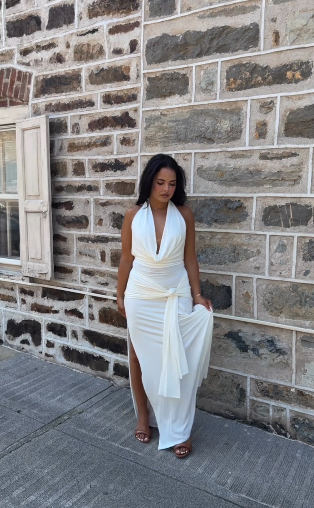 BBTM GODDESS WHITE HALTER/DRAPE MAXI DRESS