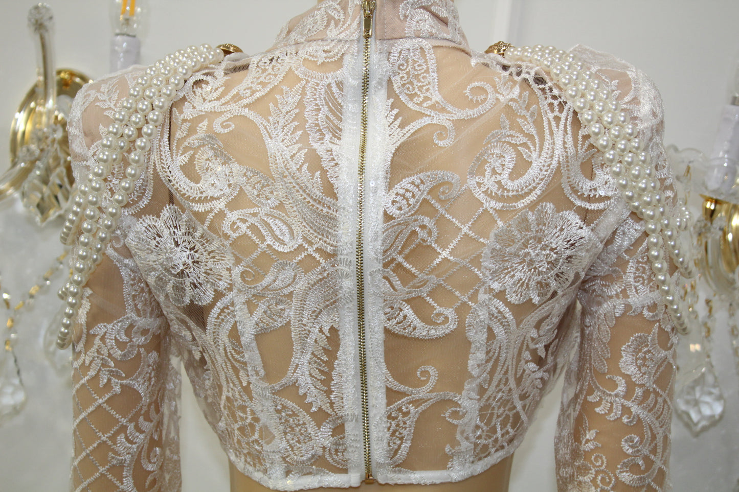 BBTM royal white/pearl lace top
