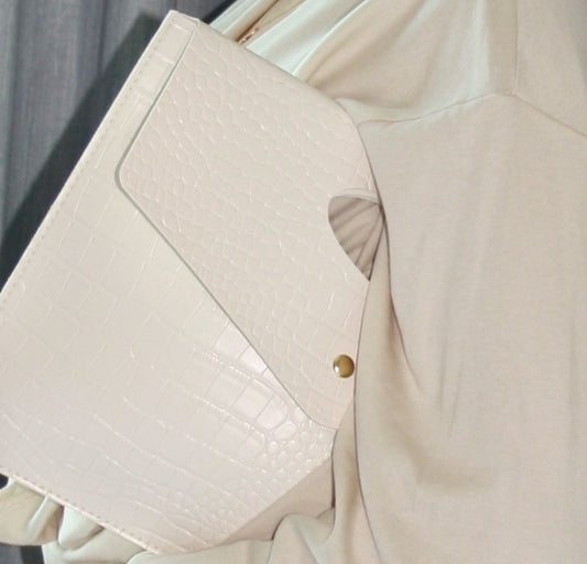 BBTM PU Ariana croc. Date night envelope clutch off white