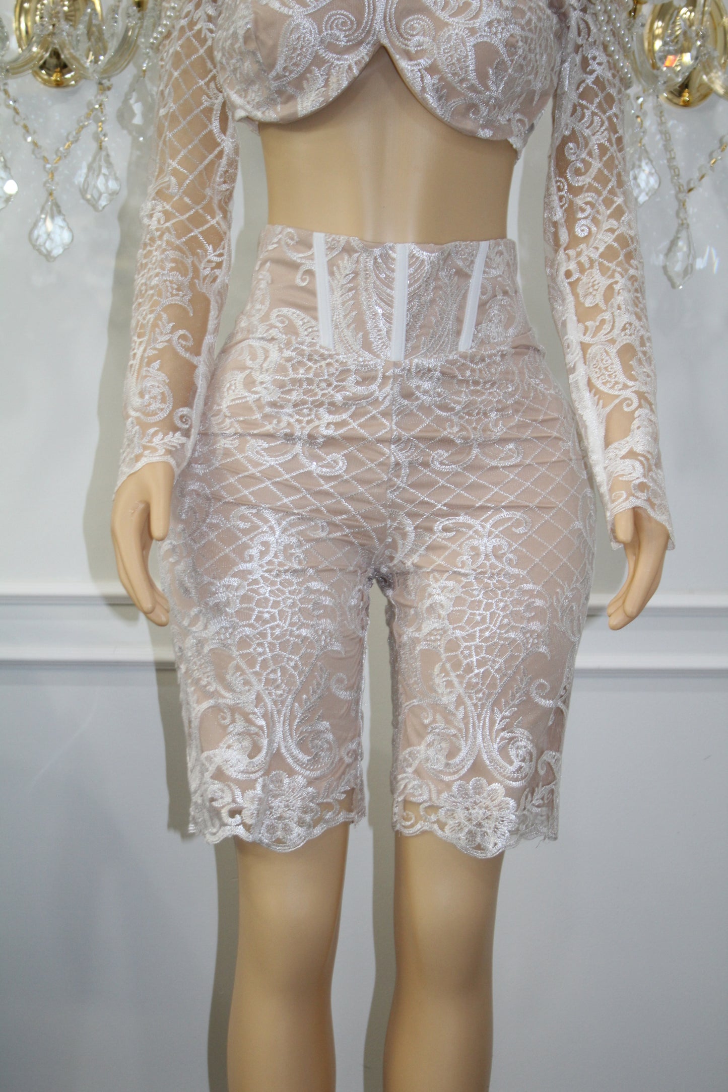 BBTM royal white/lace high waisted capri shorts