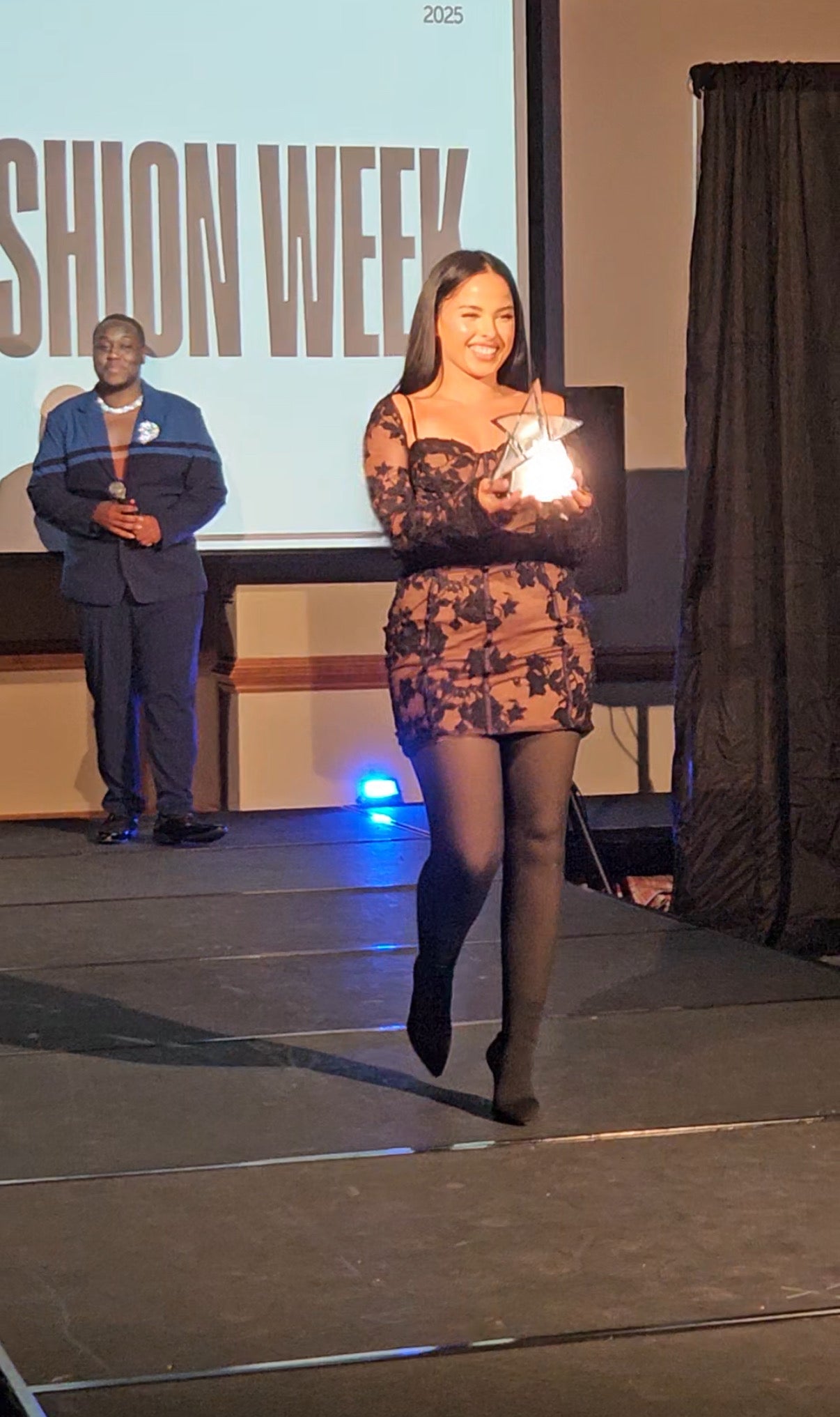 BBTM LACE SMOKED BLACK/NUDE arm shrug set