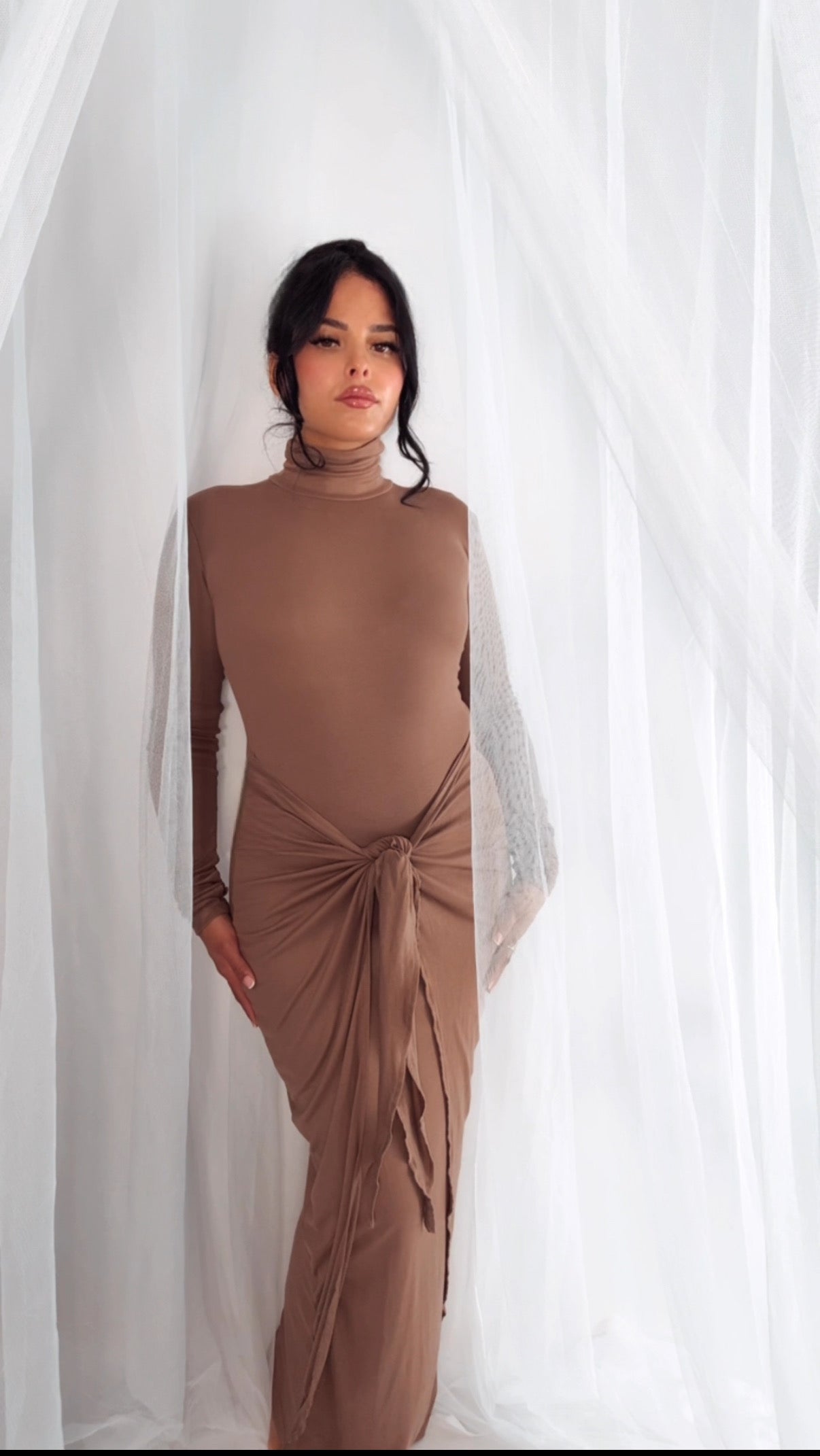 BBTM long sleeve turtleneck tie dress taupe/mocha