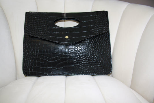 BBTM PU Ariana croc. Envelope date night clutch black