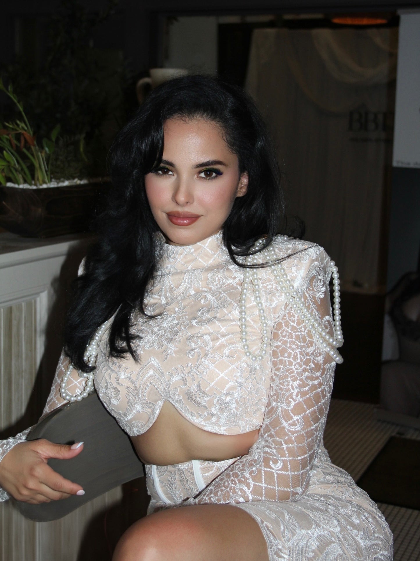 BBTM royal white/pearl lace top