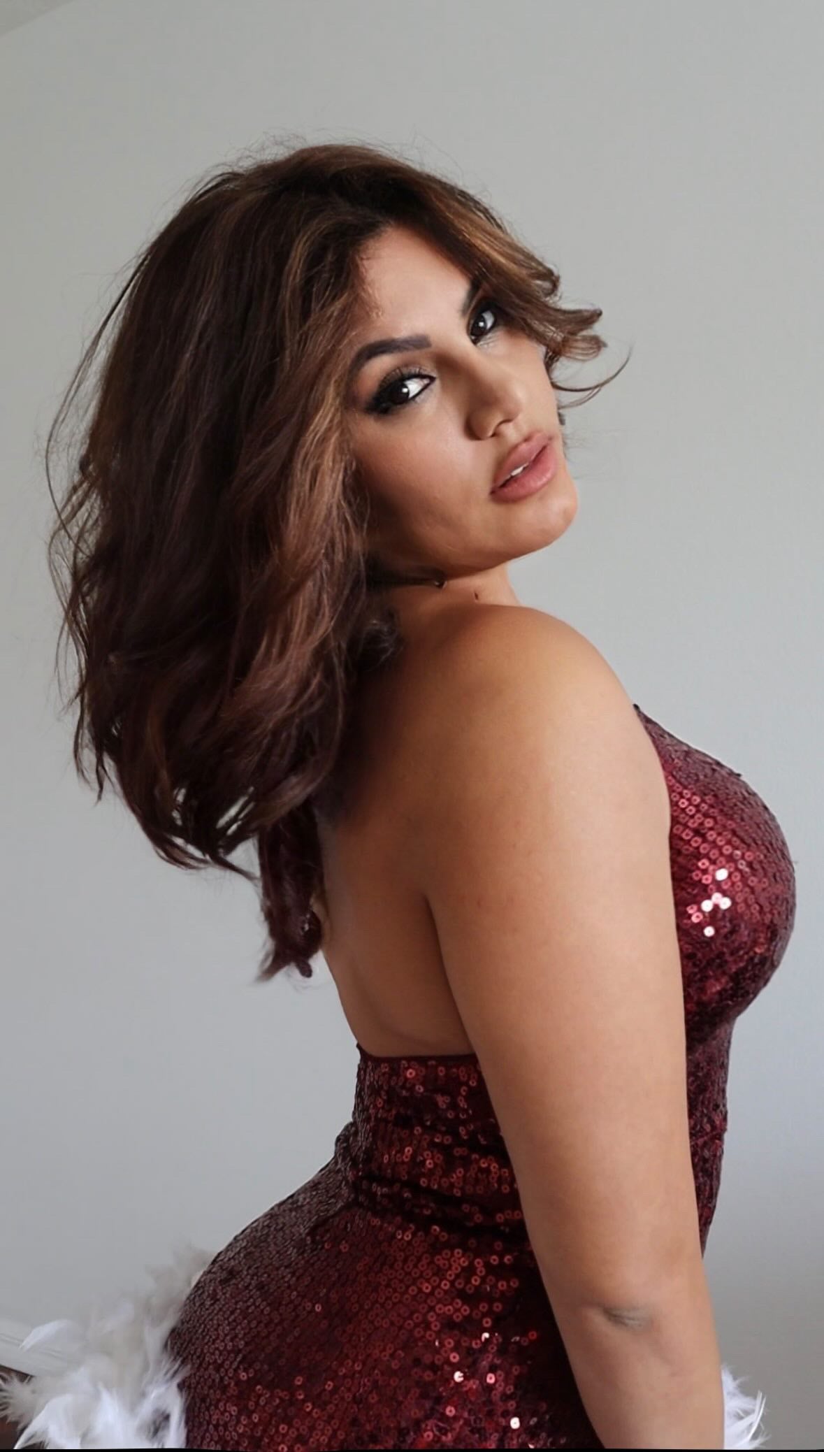 BBTM HOLIDAY red sequin lace dress